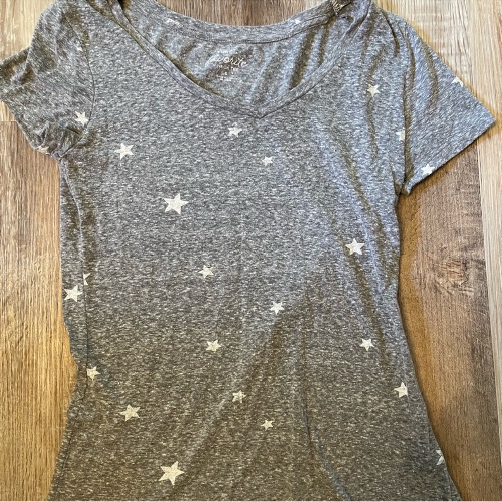 Rue21 Small V-Neck Grey Stars Shirt